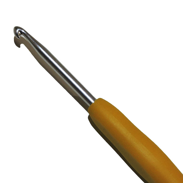 картинка Крючок вязальный, алюминиевый с пластиковой цветной ручкой, 13,5 см от интернет магазина www.vyazunchic.ru